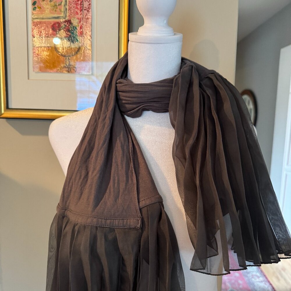 Gray large pleated scarf